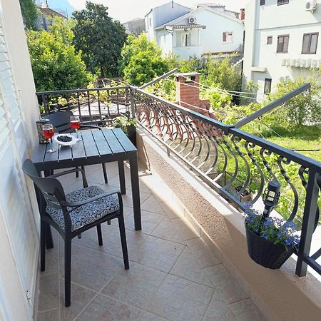 Apartman Komadina Hotel Makarska Ngoại thất bức ảnh