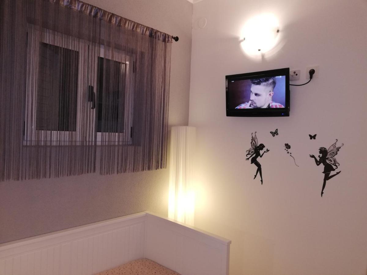 Apartman Komadina Hotel Makarska Ngoại thất bức ảnh