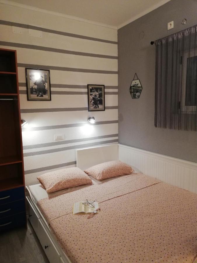 Apartman Komadina Hotel Makarska Ngoại thất bức ảnh