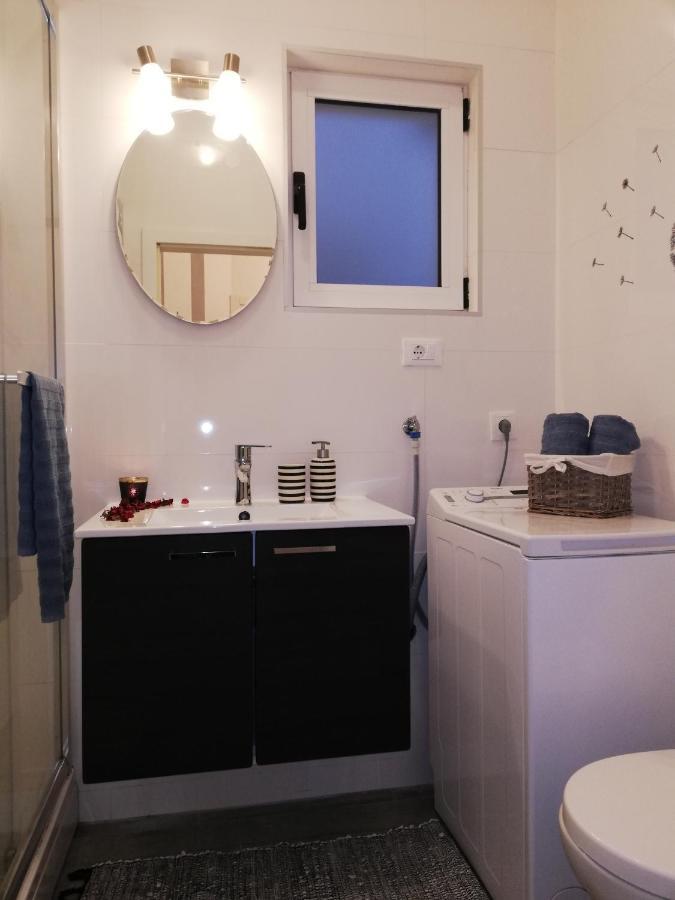 Apartman Komadina Hotel Makarska Ngoại thất bức ảnh